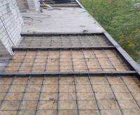 Заливання залізо-бетонної плити  для балкону