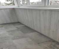 Нутрішні роботи на балконі