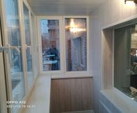 Внутрішню оздоблення балкону