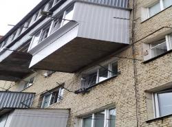 Балкон під ключ